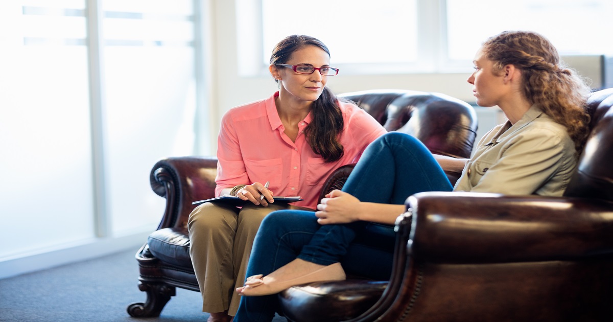 Social Work vs. Psychology How to Choose? UNE School of Social Work Blog